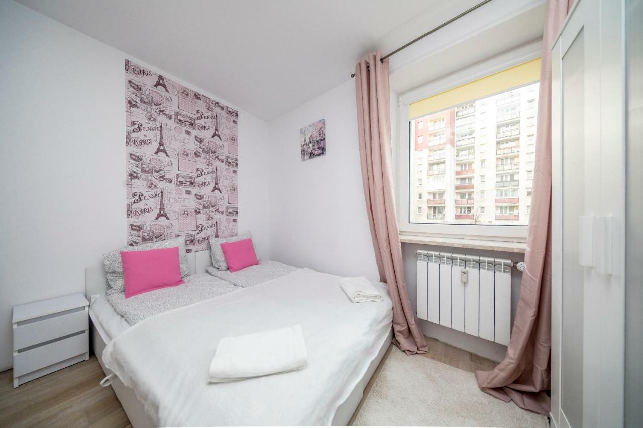6 Cities Rooms Варшава Екстер'єр фото