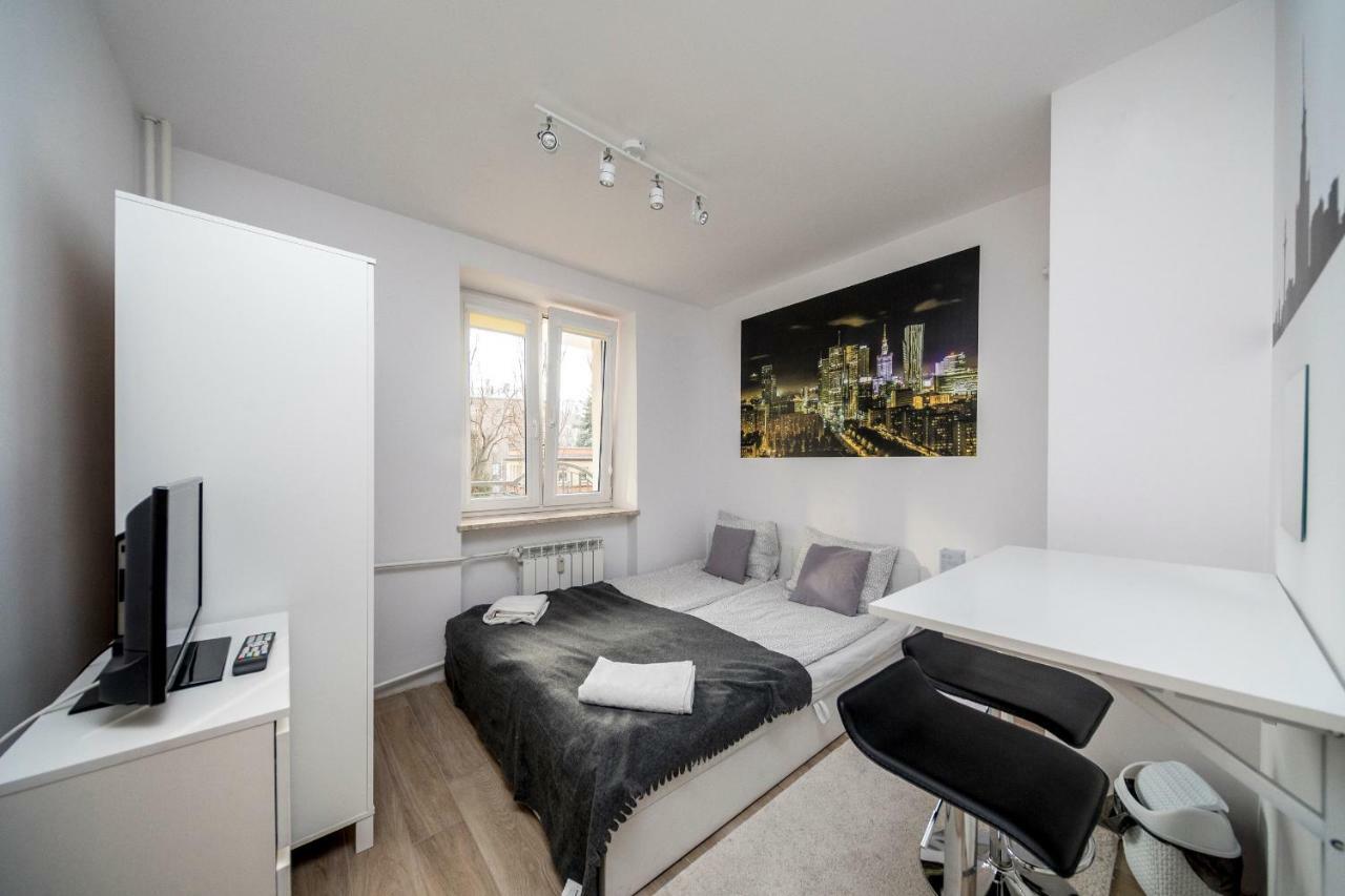6 Cities Rooms Варшава Екстер'єр фото